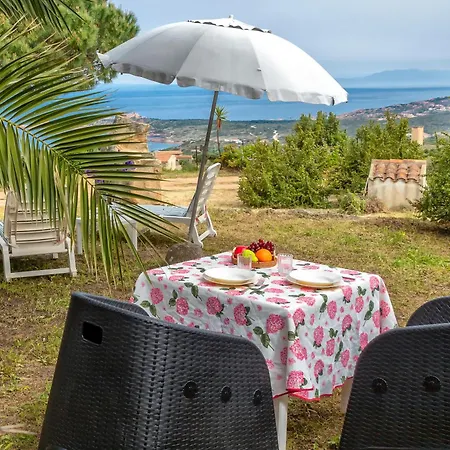 Holiday home La Casetta Con Vista Trinita d'Agultu e Vignola