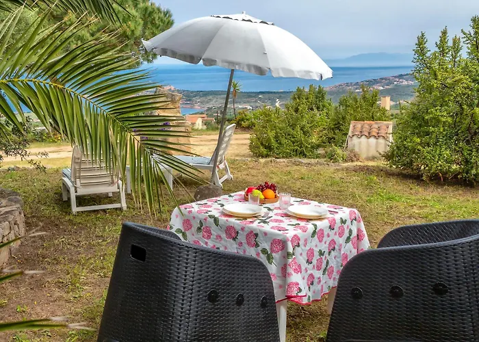 Tatil Evi La Casetta Con Vista Trinità dʼAgultu